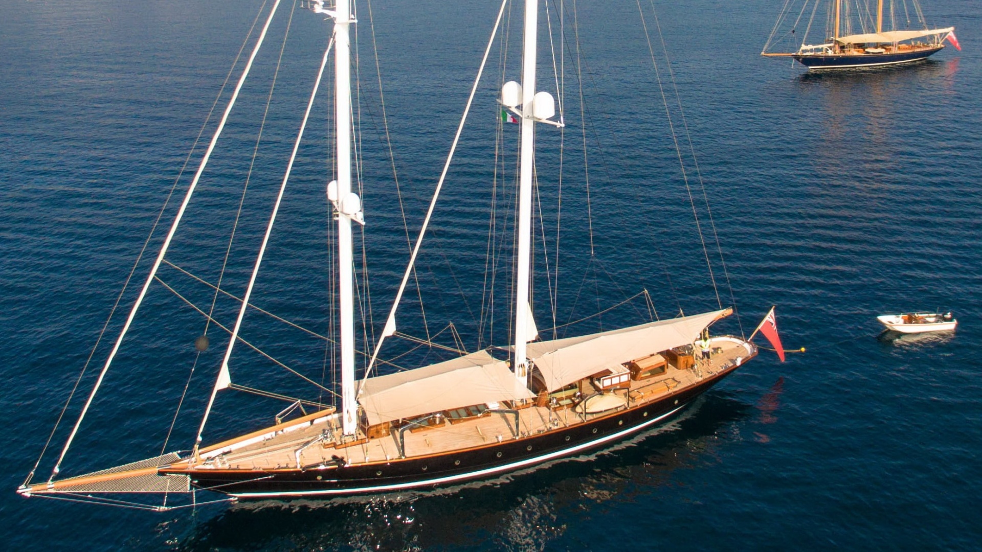 Vagrant wins 'Best Rebuilt Yacht' award
